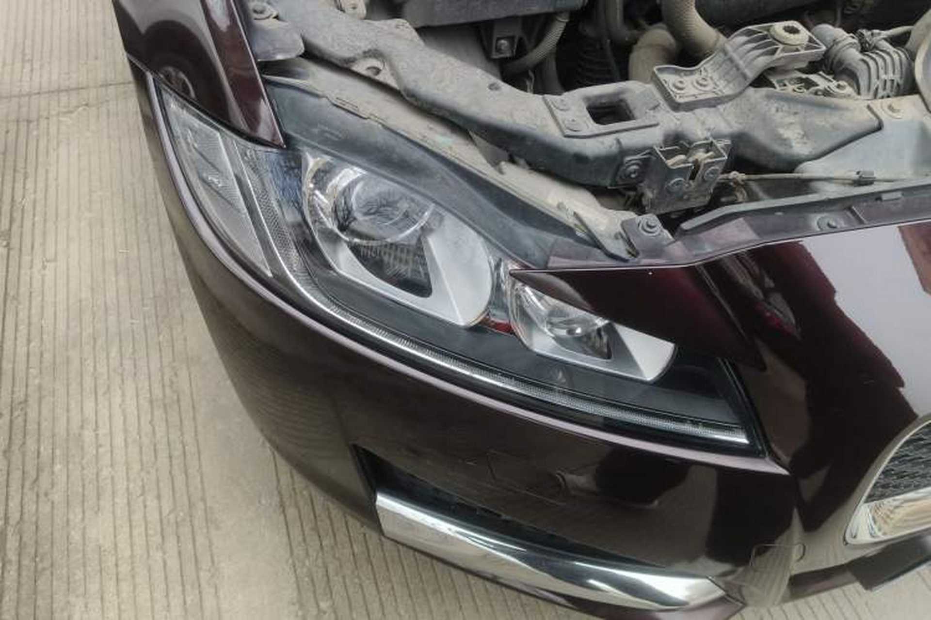 Used Jaguar XFL 2019 XFL 2.0T 200 PS Two-Wheel-Drive Elite Edition Right Front Headlight