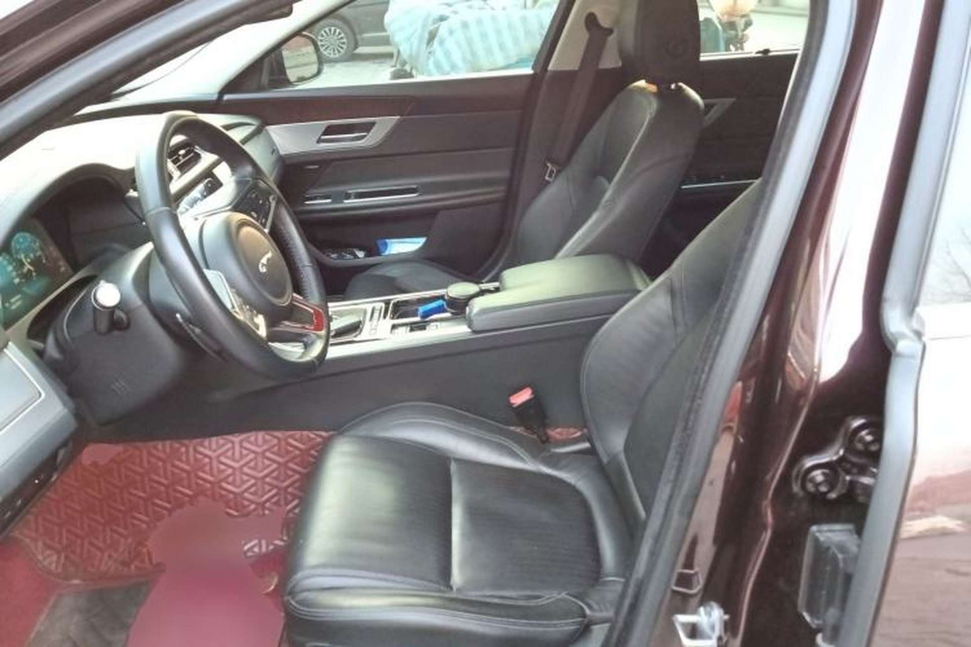 Used Jaguar XFL 2019 XFL 2.0T 250 PS Two-Wheel-Drive Luxury Edition Left Front Seat