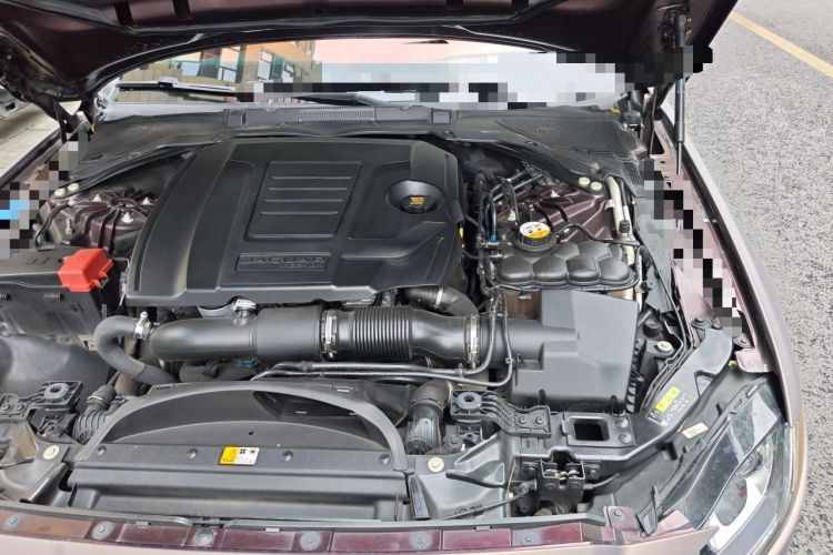 Used Jaguar XFL 2019 XFL 2.0T 200PS Two-Wheel-Drive Luxury Edition Engine Bay Left