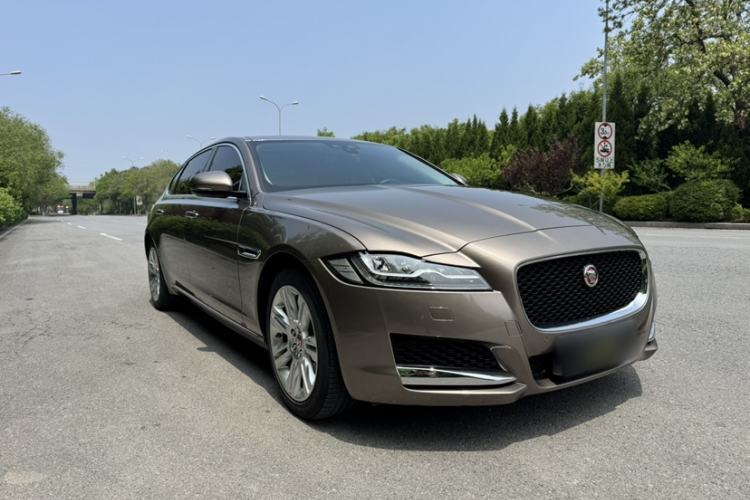 Used Jaguar XFL 2019 XFL 2.0T 250 PS Four-Wheel Drive Luxury Edition Exterior 2