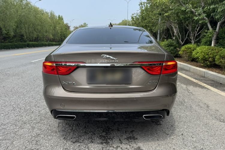 Used Jaguar XFL 2019 XFL 2.0T 250 PS Four-Wheel Drive Luxury Edition Exterior 6