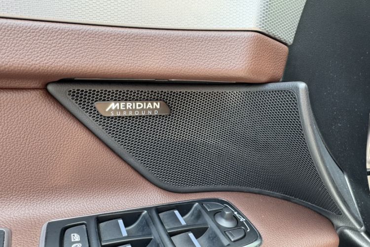 Used Jaguar XFL 2019 XFL 2.0T 250 PS Four-Wheel Drive Luxury Edition Interior 1