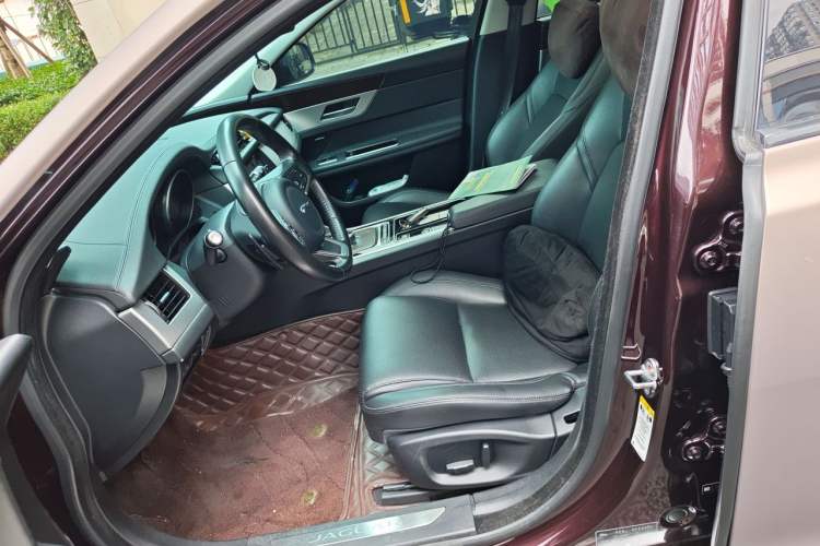 Used Jaguar XFL 2019 XFL 2.0T 200PS Two-Wheel-Drive Luxury Edition Left Front Seat