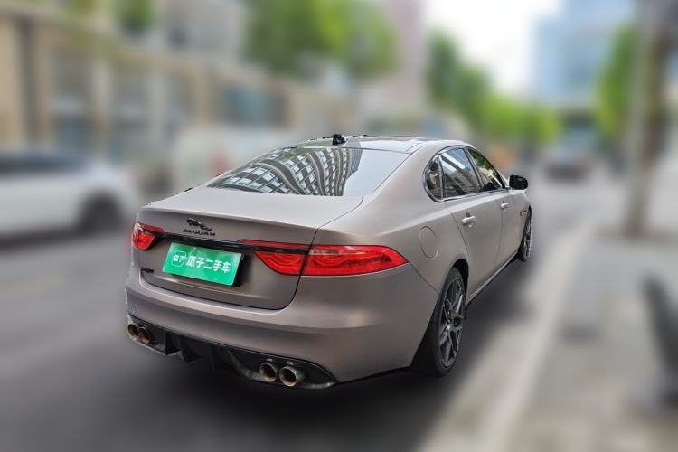 Used Jaguar XFL 2019 XFL 2.0T 200PS Two-Wheel-Drive Luxury Edition Rear Right 45 Deg
