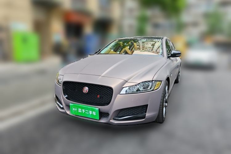 Used Jaguar XFL 2019 XFL 2.0T 200PS Two-Wheel-Drive Luxury Edition Guazi used car, China used car export, Used car for sale, Used  cars, Cheapest cars for sale