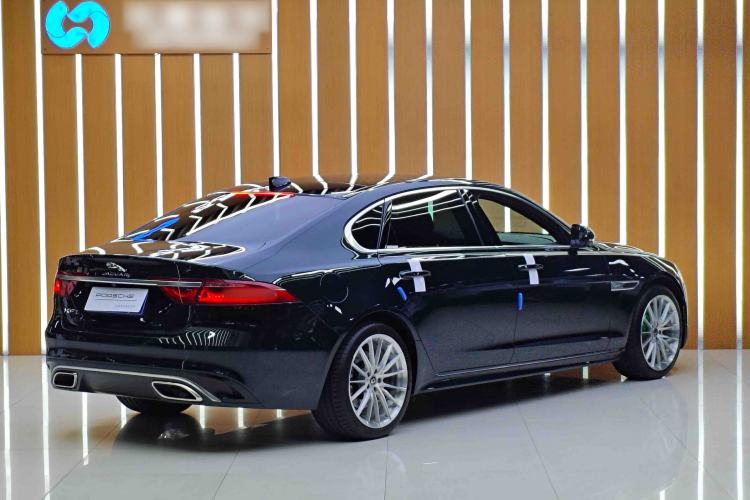 Used Jaguar XFL 2019 XFL 2.0T 250 PS Two-Wheel-Drive Luxury Edition Exterior 3