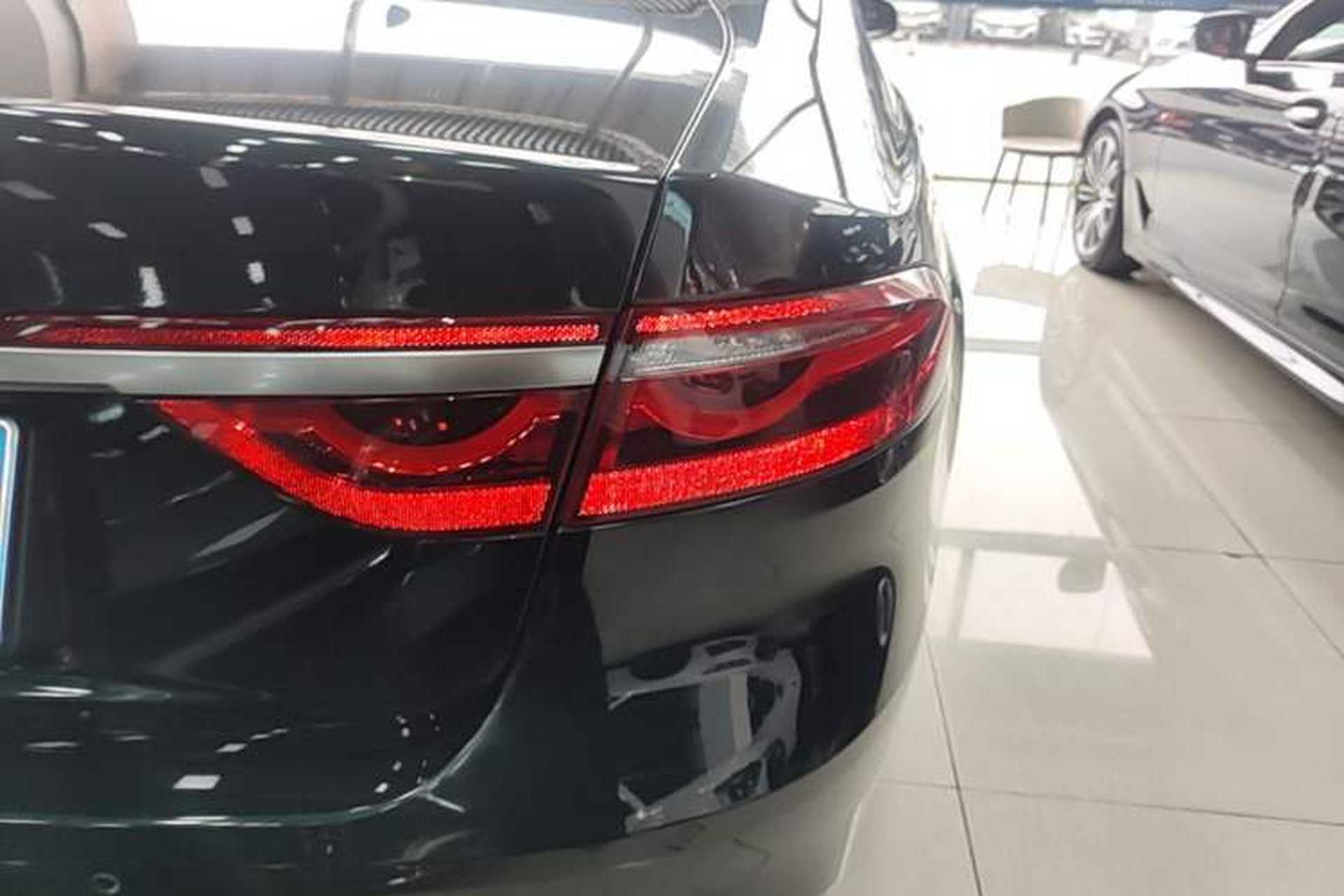 Used Jaguar XFL 2019 XFL 2.0T 200 PS Two-Wheel-Drive Elite Edition Exterior 3