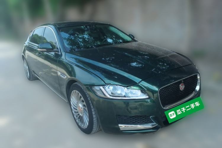 Used Jaguar XFL 2019 XFL 2.0T 200 PS Two-Wheel-Drive Elite Edition Front Right 45 Deg