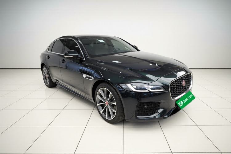 Used Jaguar XFL 2019 XFL 2.0T 250 PS Two-Wheel-Drive Luxury Edition Front Right 45 Deg