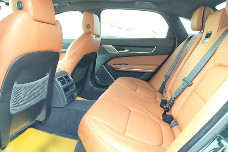Used Jaguar XFL 2019 XFL 2.0T 250 PS Four-Wheel Drive Luxury Edition Interior 3