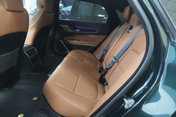 Used Jaguar XFL 2019 XFL 2.0T 250 PS Two-Wheel-Drive Luxury Edition Left Rear Seat