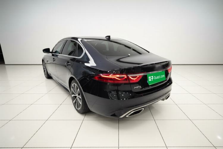 Used Jaguar XFL 2019 XFL 2.0T 250 PS Two-Wheel-Drive Luxury Edition Rear Left 45 Deg