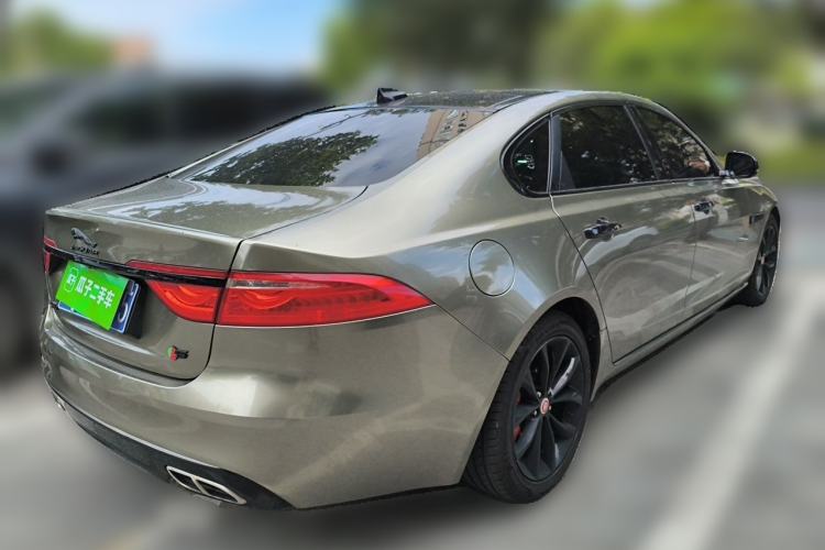 Used Jaguar XFL 2019 XFL 2.0T 250 PS Two-Wheel-Drive Luxury Edition Rear Right 45 Deg