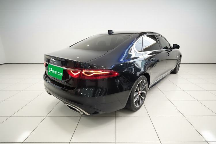 Used Jaguar XFL 2019 XFL 2.0T 250 PS Two-Wheel-Drive Luxury Edition Rear Right 45 Deg