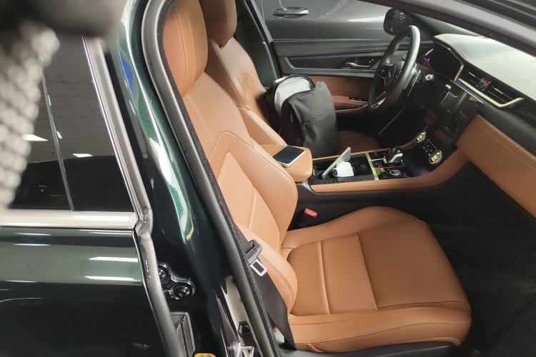 Used Jaguar XFL 2019 XFL 2.0T 250 PS Two-Wheel-Drive Luxury Edition Right Front Seat
