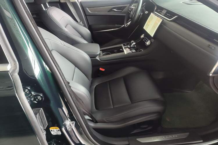 Used Jaguar XFL 2019 XFL 2.0T 200 PS Two-Wheel-Drive Elite Edition Right Front Seat