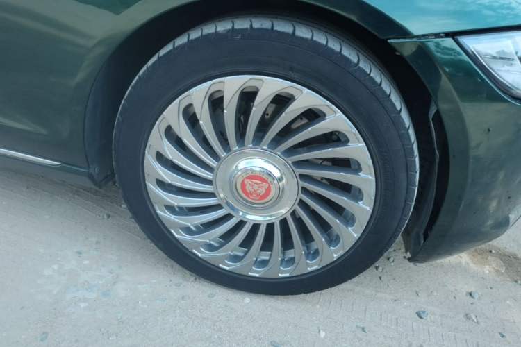 Used Jaguar XFL 2019 XFL 2.0T 200 PS Two-Wheel-Drive Elite Edition Right Front Wheel Hub