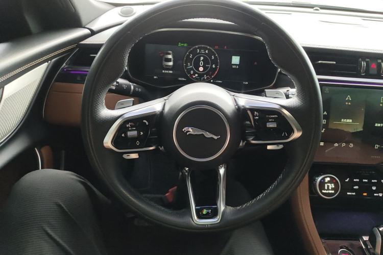 Used Jaguar XFL 2019 XFL 2.0T 250 PS Two-Wheel-Drive Luxury Edition Steering Wheel