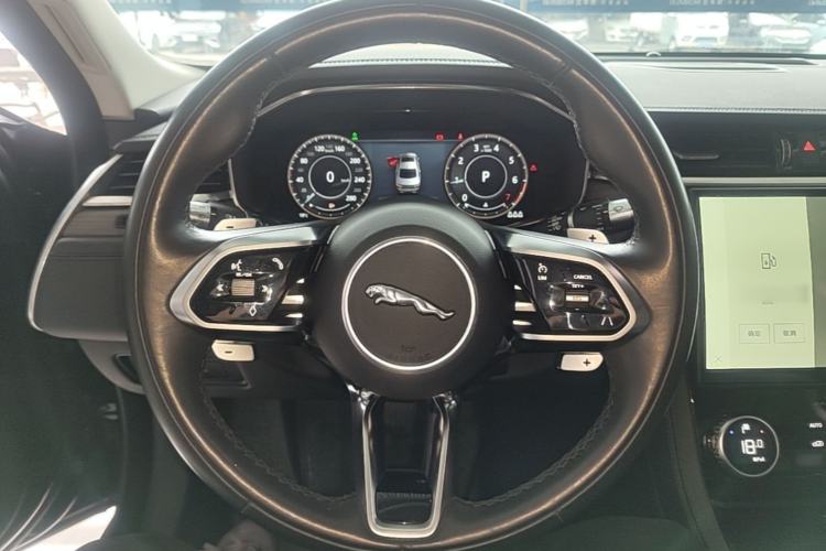 Used Jaguar XFL 2019 XFL 2.0T 200 PS Two-Wheel-Drive Elite Edition Steering Wheel