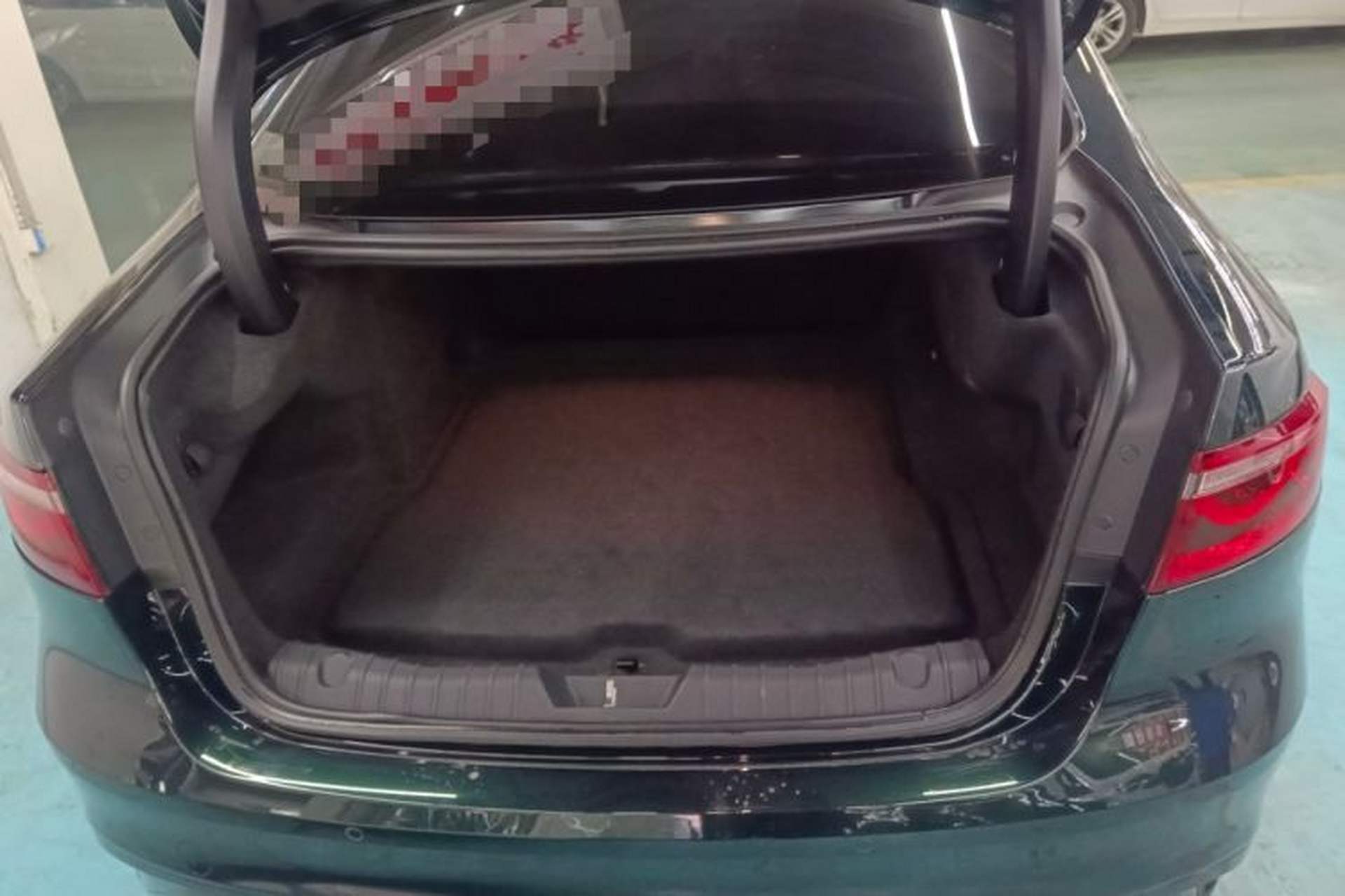 Used Jaguar XFL 2019 XFL 2.0T 250 PS Two-Wheel-Drive Luxury Edition Trunk