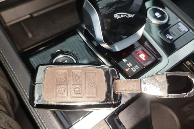 Used Jaguar XFL 2019 XFL 2.0T 200 PS Two-Wheel-Drive Elite Edition Vehicle Key