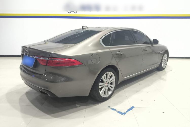 Used Jaguar XFL 2019 XFL 2.0T 250 PS Four-Wheel Drive Luxury Edition Rear Right 45 Deg