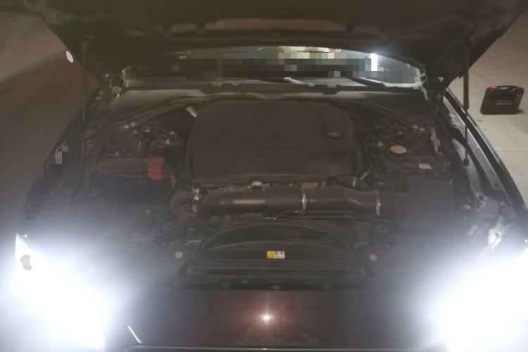 Used Jaguar XFL 2019 XFL 2.0T 250 PS Two-Wheel-Drive Luxury Edition Engine Bay