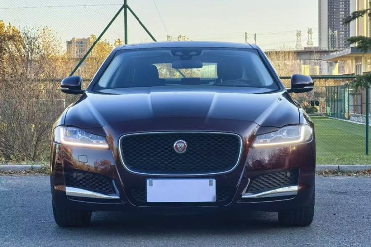 Used Jaguar XFL 2019 XFL 2.0T 250 PS Two-Wheel-Drive Luxury Edition Exterior 5