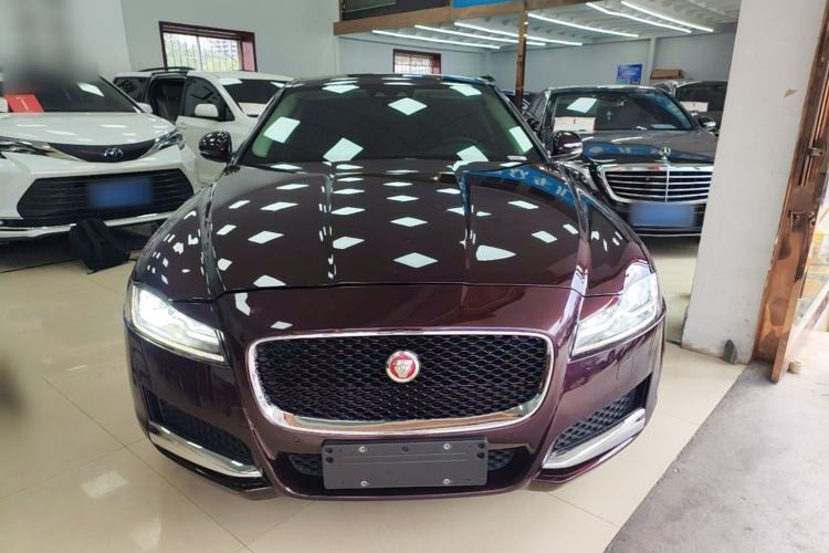 Used Jaguar XFL 2019 XFL 2.0T 300 PS Four-Wheel-Drive Luxury Edition Front