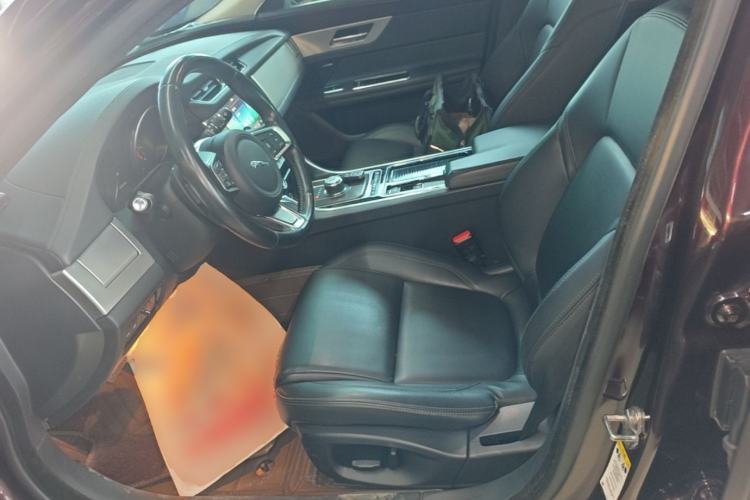 Used Jaguar XFL 2019 XFL 2.0T 200 PS Two-Wheel-Drive Elite Edition Left Front Seat