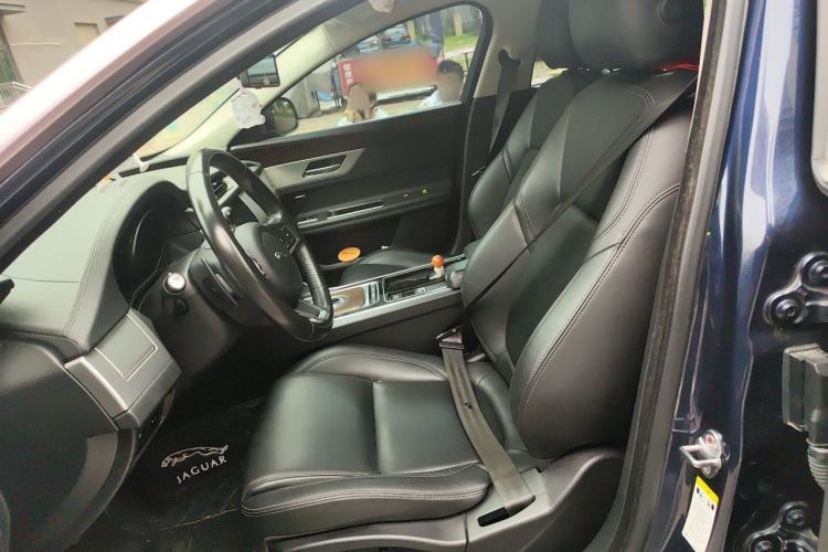 Used Jaguar XFL 2019 XFL 2.0T 200 PS Two-Wheel-Drive Elite Edition Left Front Seat