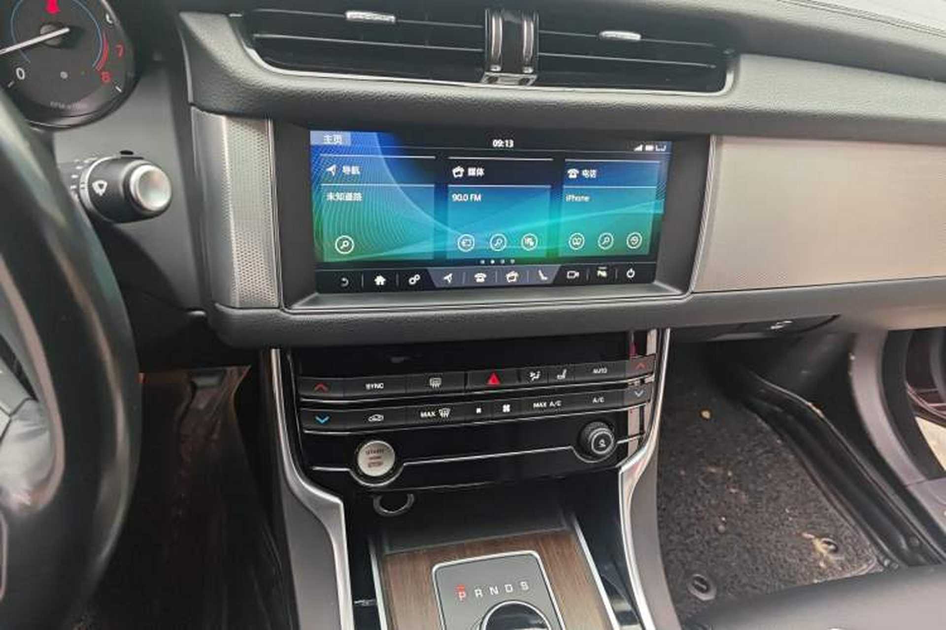 Used Jaguar XFL 2019 XFL 2.0T 200 PS Two-Wheel-Drive Elite Edition Audio And AC Panel