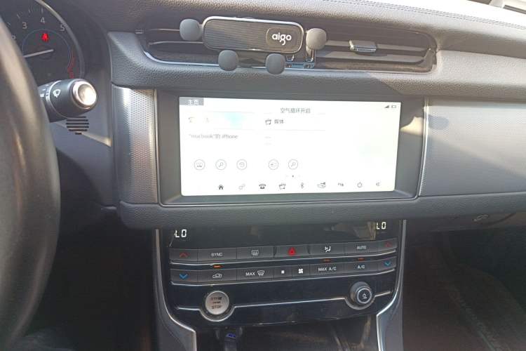 Used Jaguar XFL 2019 XFL 2.0T 200PS Two-Wheel-Drive Luxury Edition Audio And AC Panel