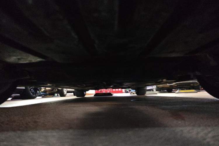 Used Jaguar XFL 2019 XFL 2.0T 200 PS Two-Wheel-Drive Elite Edition Chassis Front