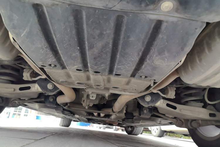 Used Jaguar XFL 2019 XFL 2.0T 200 PS Two-Wheel-Drive Elite Edition Chassis Rear