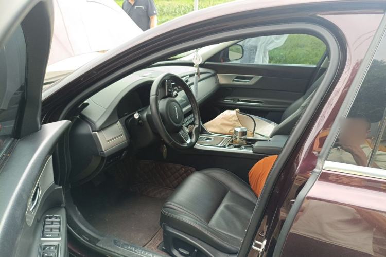 Used Jaguar XFL 2019 XFL 2.0T 250 PS Two-Wheel-Drive Luxury Edition Driver Seat