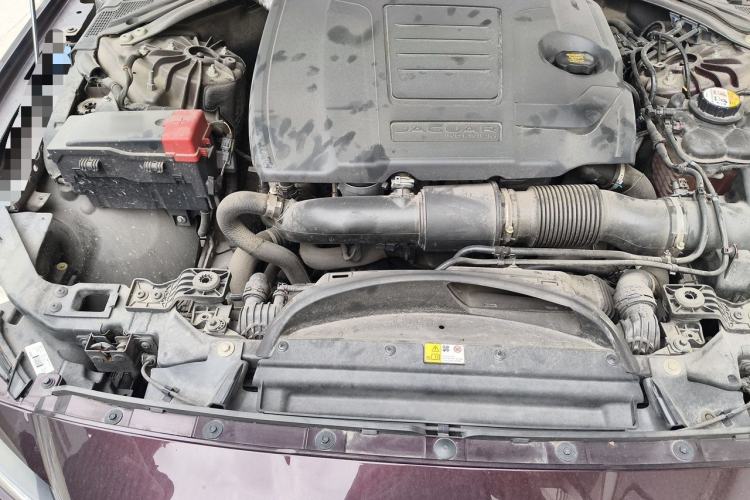Used Jaguar XFL 2019 XFL 2.0T 200 PS Two-Wheel-Drive Elite Edition Engine Bay