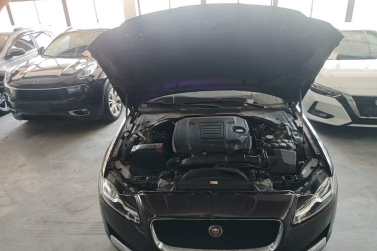 Used Jaguar XFL 2019 XFL 2.0T 250 PS Two-Wheel-Drive Luxury Edition Engine Bay