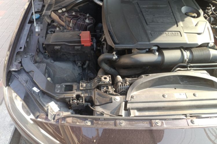 Used Jaguar XFL 2019 XFL 2.0T 200PS Two-Wheel-Drive Luxury Edition Engine Bay Right