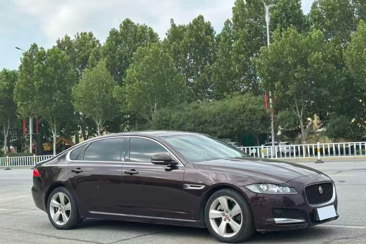 Used Jaguar XFL 2019 XFL 2.0T 200 PS Two-Wheel-Drive Elite Edition Exterior 2