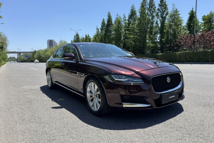Used Jaguar XFL 2019 XFL 2.0T 250 PS Two-Wheel-Drive Luxury Edition Exterior 2