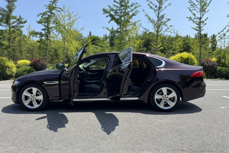 Used Jaguar XFL 2019 XFL 2.0T 200 PS Two-Wheel-Drive Elite Edition Exterior 3