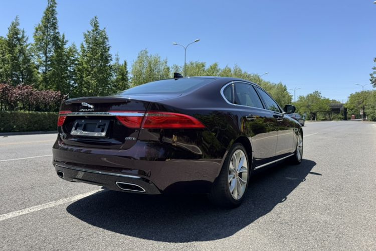 Used Jaguar XFL 2019 XFL 2.0T 250 PS Two-Wheel-Drive Luxury Edition Exterior 7