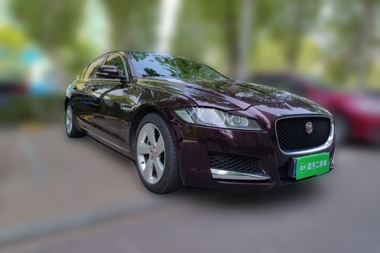 Used Jaguar XFL 2019 XFL 2.0T 200 PS Two-Wheel-Drive Elite Edition Front Right 45 Deg
