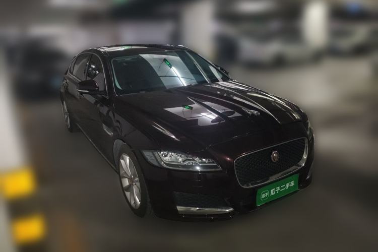 Used Jaguar XFL 2019 XFL 2.0T 250 PS Two-Wheel-Drive Luxury Edition Front Right 45 Deg