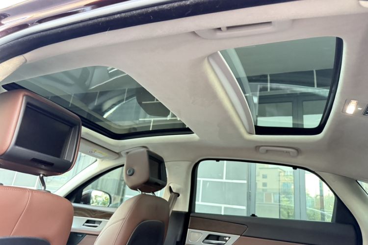 Used Jaguar XFL 2019 XFL 2.0T 250 PS Four-Wheel Drive Luxury Edition Headliner