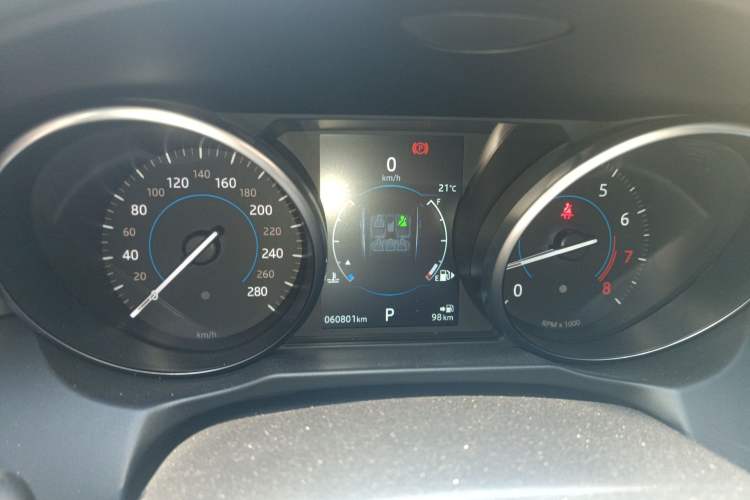 Used Jaguar XFL 2019 XFL 2.0T 200PS Two-Wheel-Drive Luxury Edition Instrument Cluster
