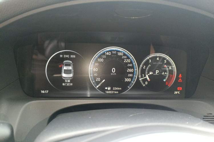 Used Jaguar XFL 2019 XFL 2.0T 250 PS Two-Wheel-Drive Luxury Edition Instrument Cluster