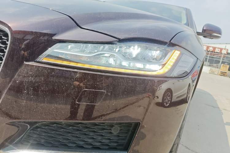 Used Jaguar XFL 2019 XFL 2.0T 250 PS Two-Wheel-Drive Luxury Edition Left Front Headlight