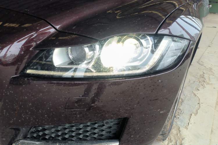Used Jaguar XFL 2019 XFL 2.0T 200 PS Two-Wheel-Drive Elite Edition Left Front Headlight